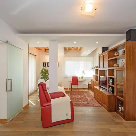Apartment Attico Bella Vista Con Parcheggio In Centro