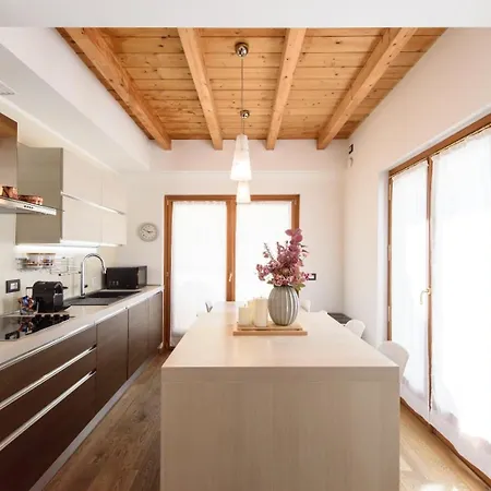 Apartment Attico Bella Vista Con Parcheggio In Centro Aosta